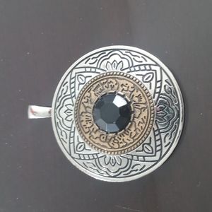 Necklace * Pendant Silver Bronze and Black. Etching. Bg220 A